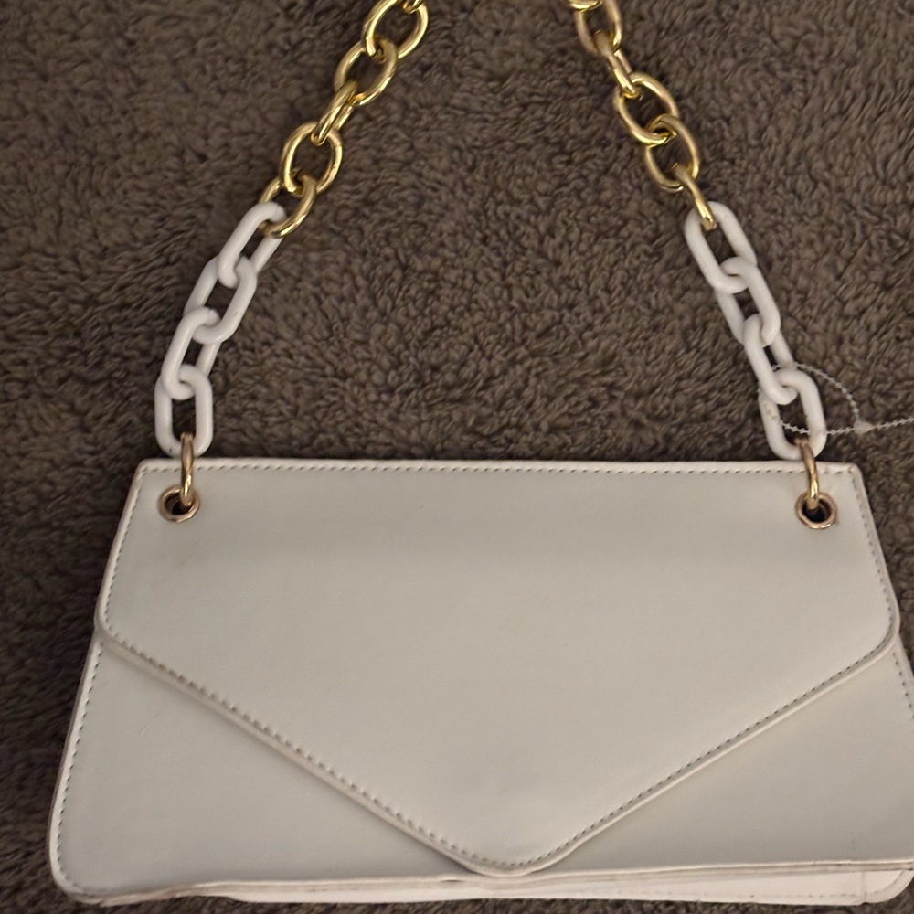 Elegant White Chain Shoulder Bag